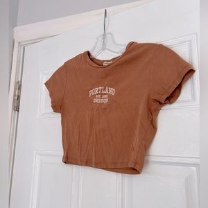 SUPER CUTE Orange Garage crop! 🧡